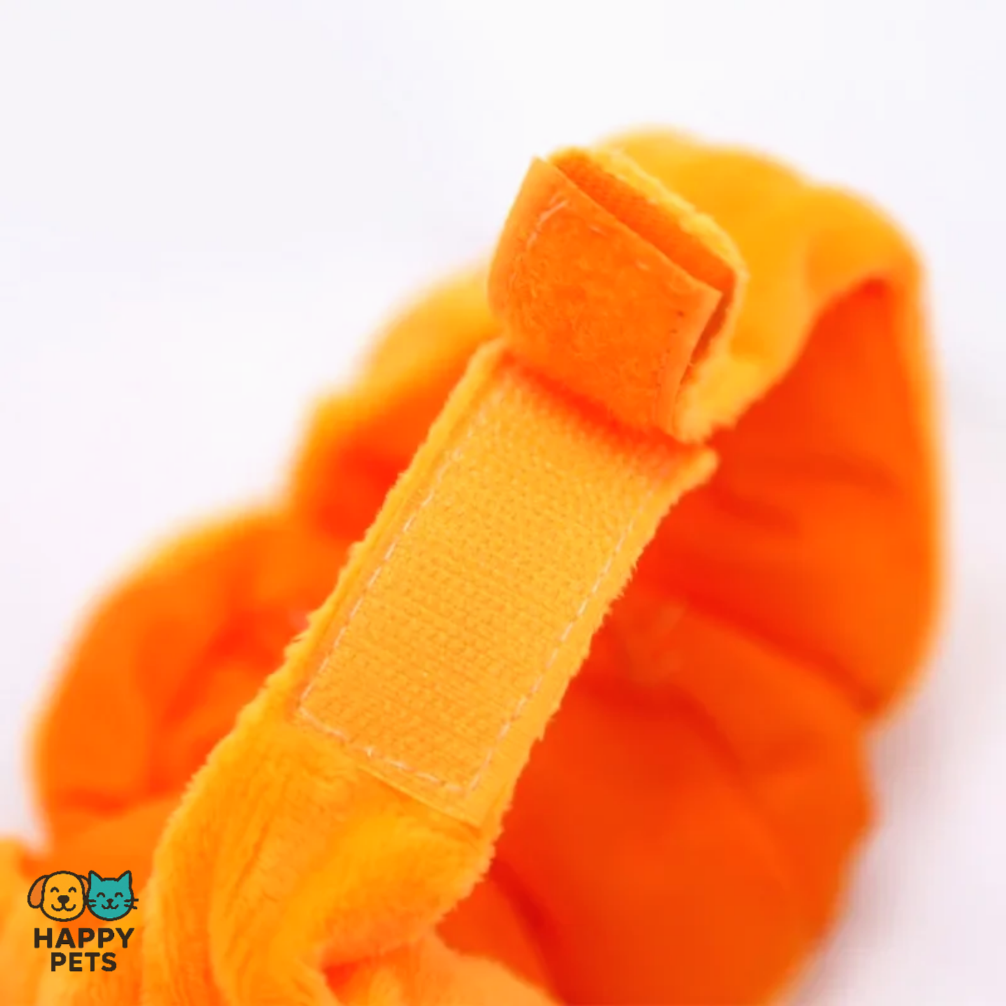 Pumpkin-shaped pet hat for Halloween